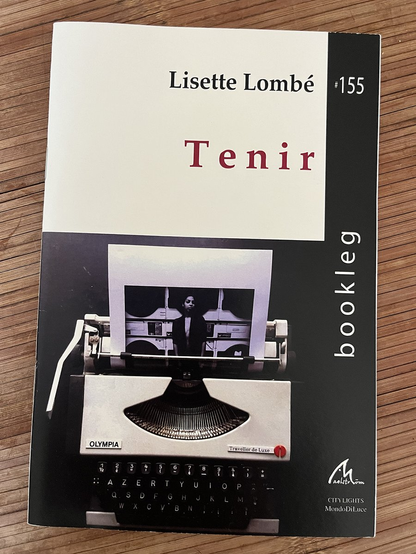 Couverture du recueil : "Tenir"
