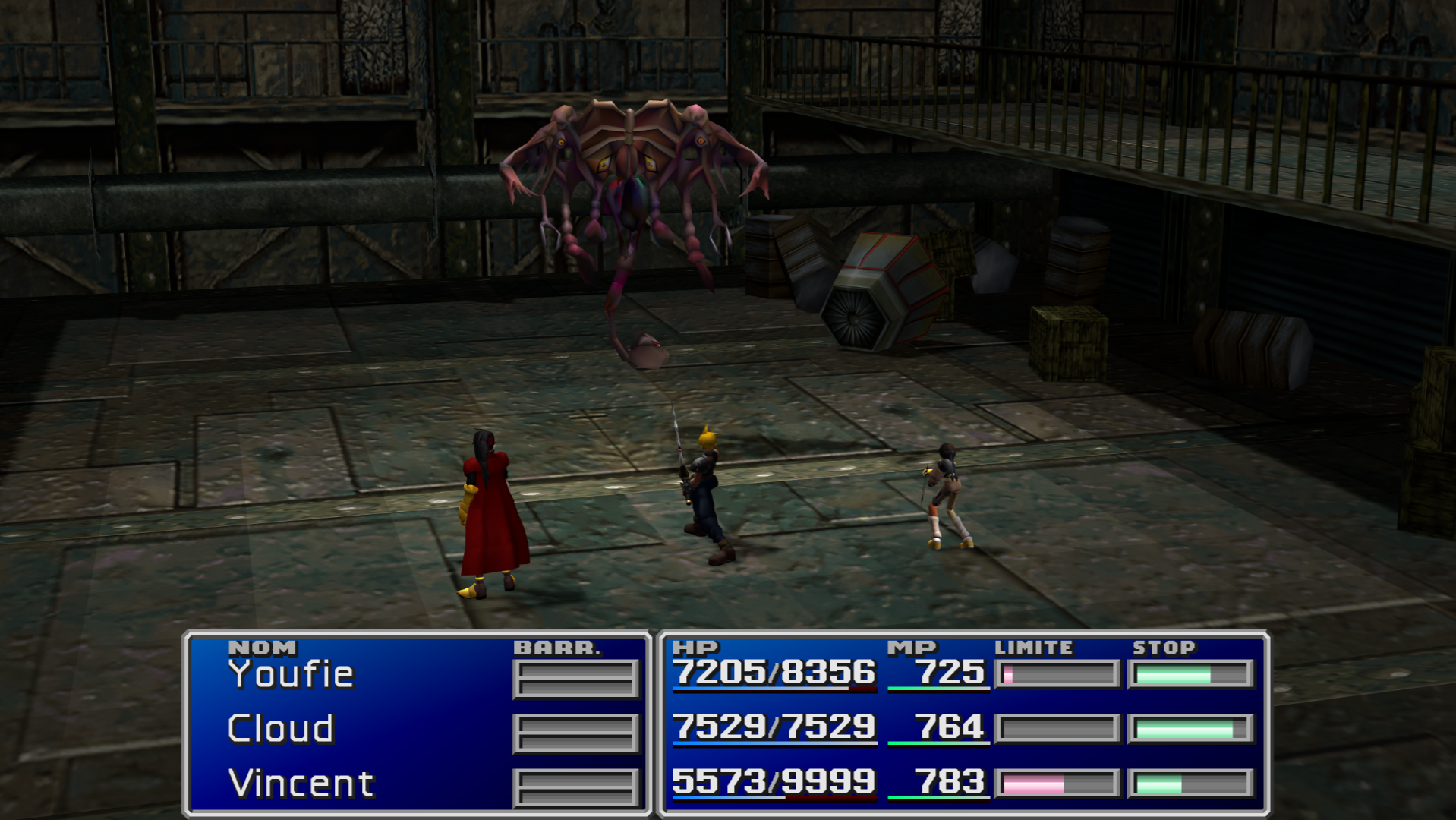 Capture d'un combat dans le jeu Final Fantasy 7, où l'ennemi ressemble à une peau tendue, qui rappelle la soit-disant dernière humaine dans un épisode de Doctor Who avec Christopher Eccleston et Billie Piper.