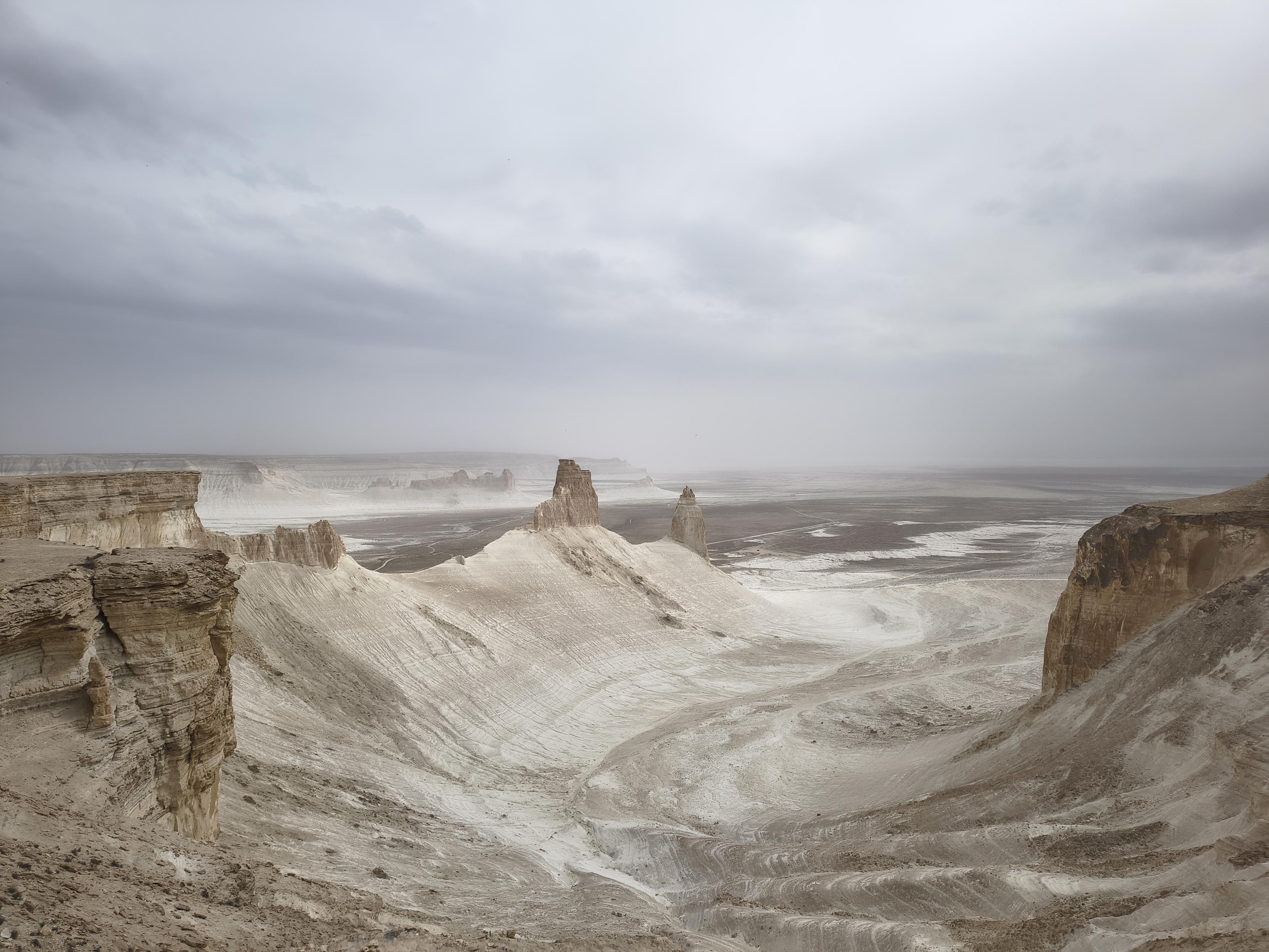 Paysage de montagne dans le désert